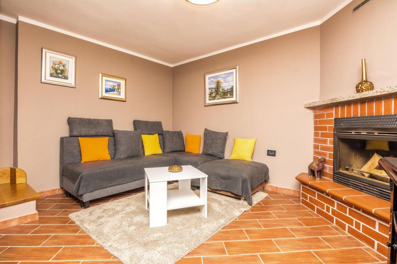 Guest House Marla Slivnica Экстерьер фото